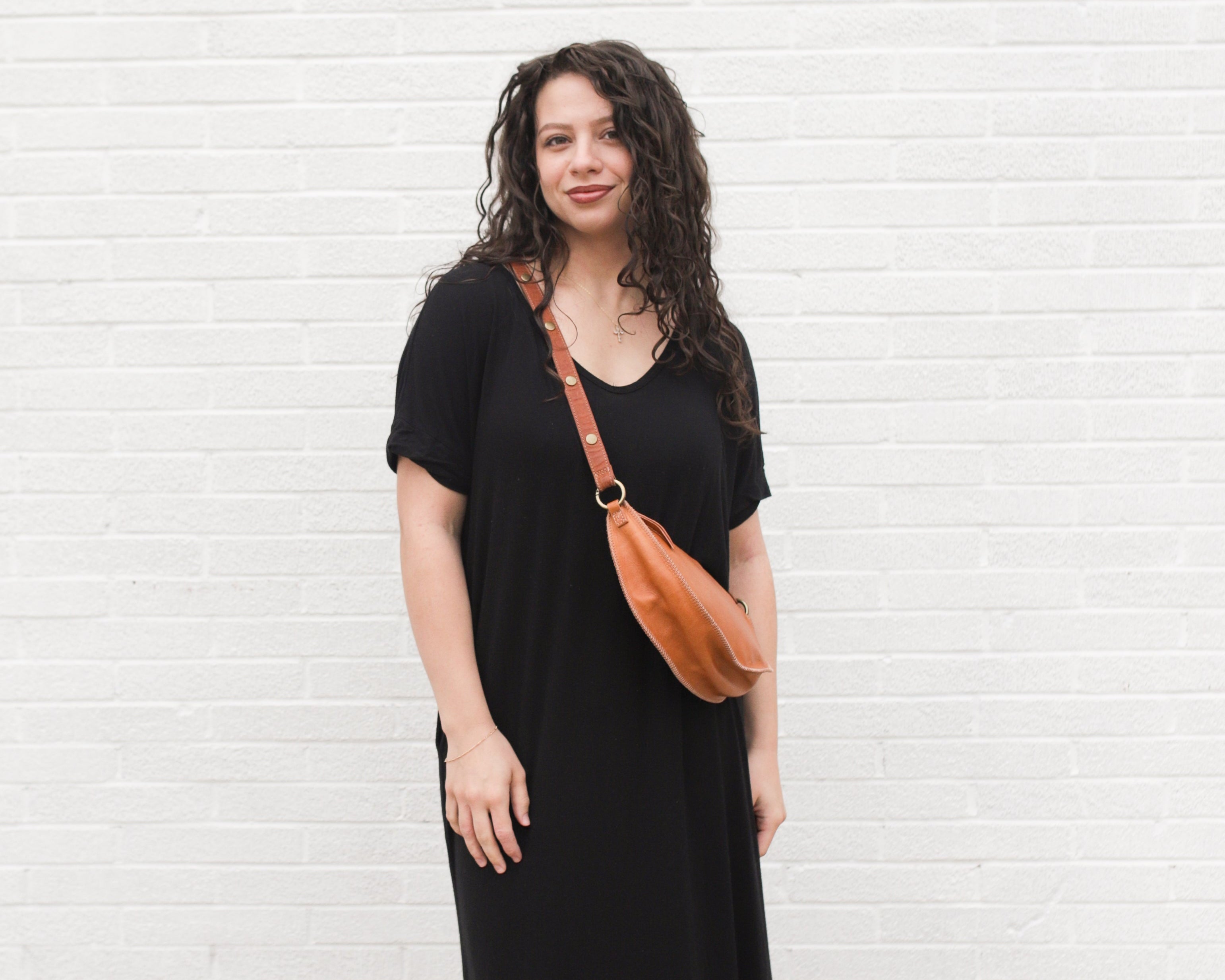 Honey Biggie Bee | Medium Convertible Leather Bag | Lyons Leather Co.