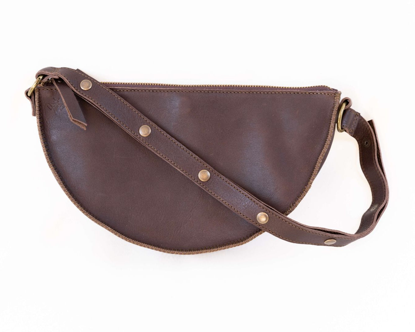Medium dark brown leather bag