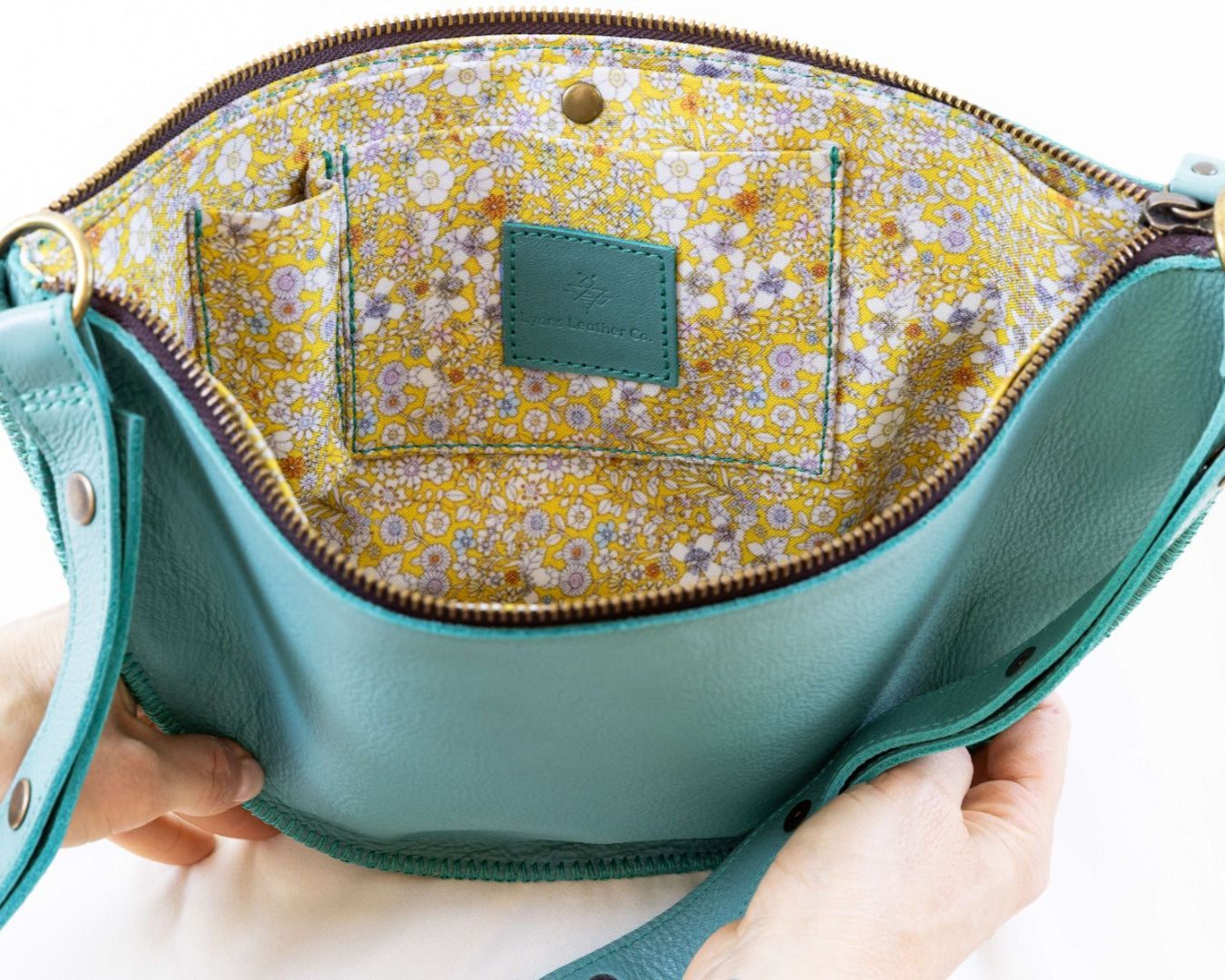 Medium turquoise leather bag