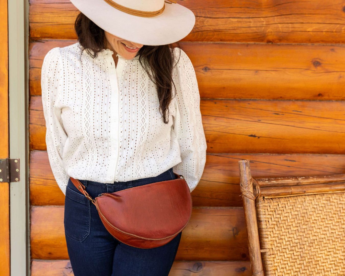 Medium cognac leather bag, fanny pack