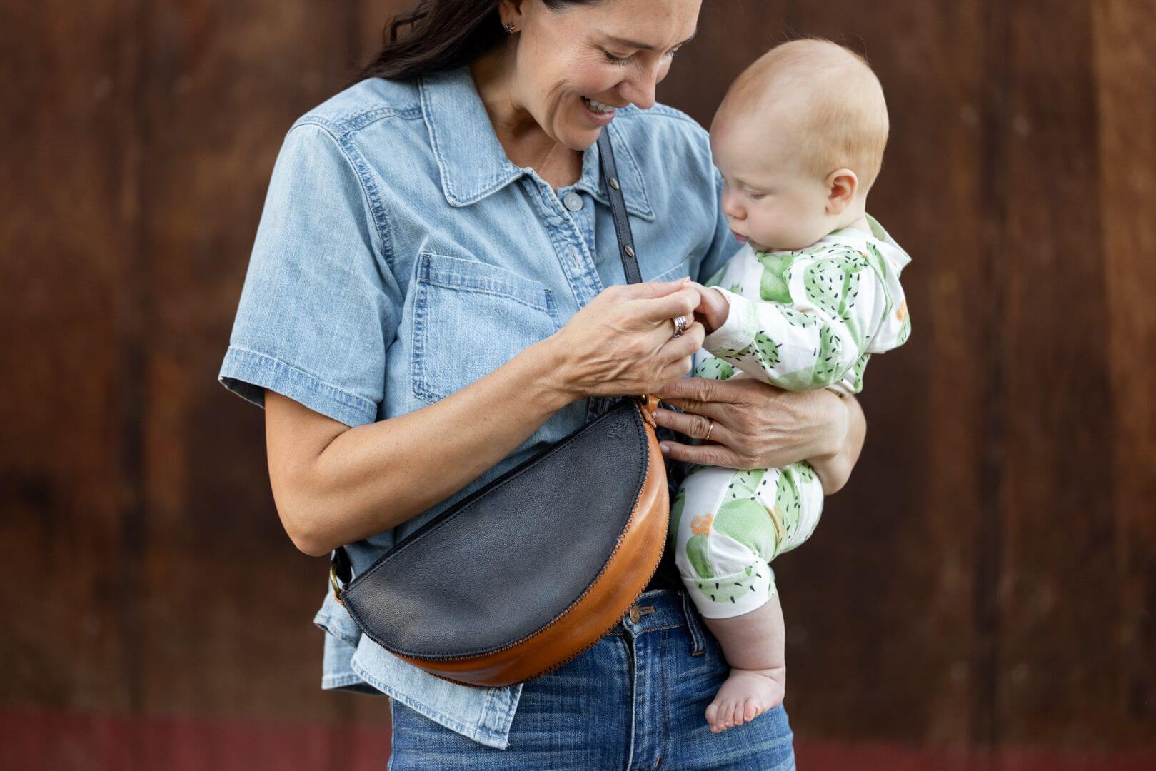 Medium black and brown leather bag