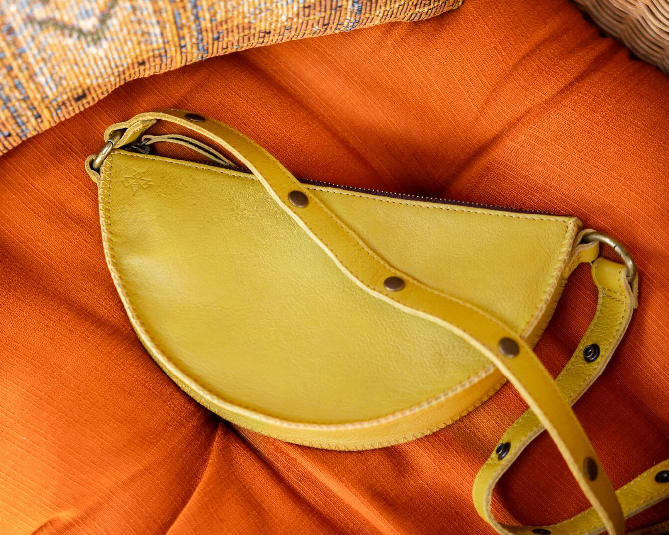 Small mustard yellow leather bag