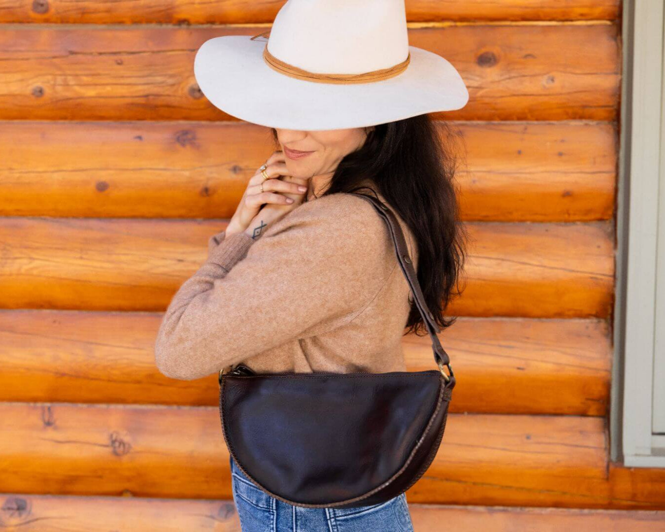 Medium dark brown leather bag, leather pouch