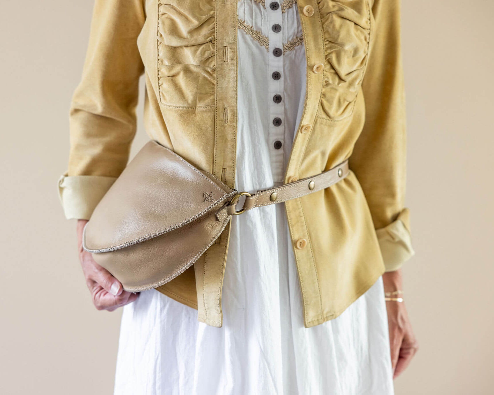Large tan leather bag, Belt bag