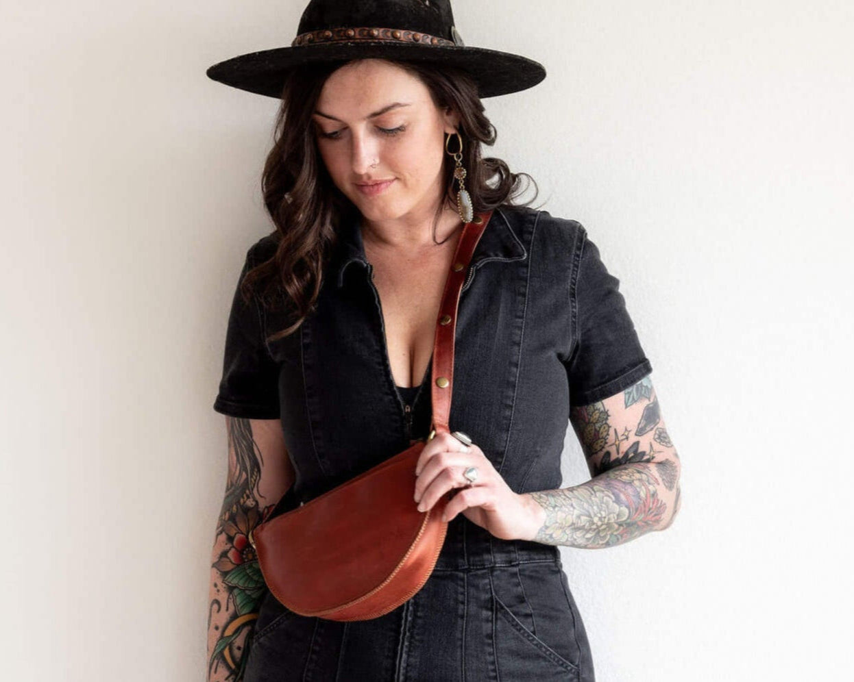 Small cognac leather bag, crossbody bag