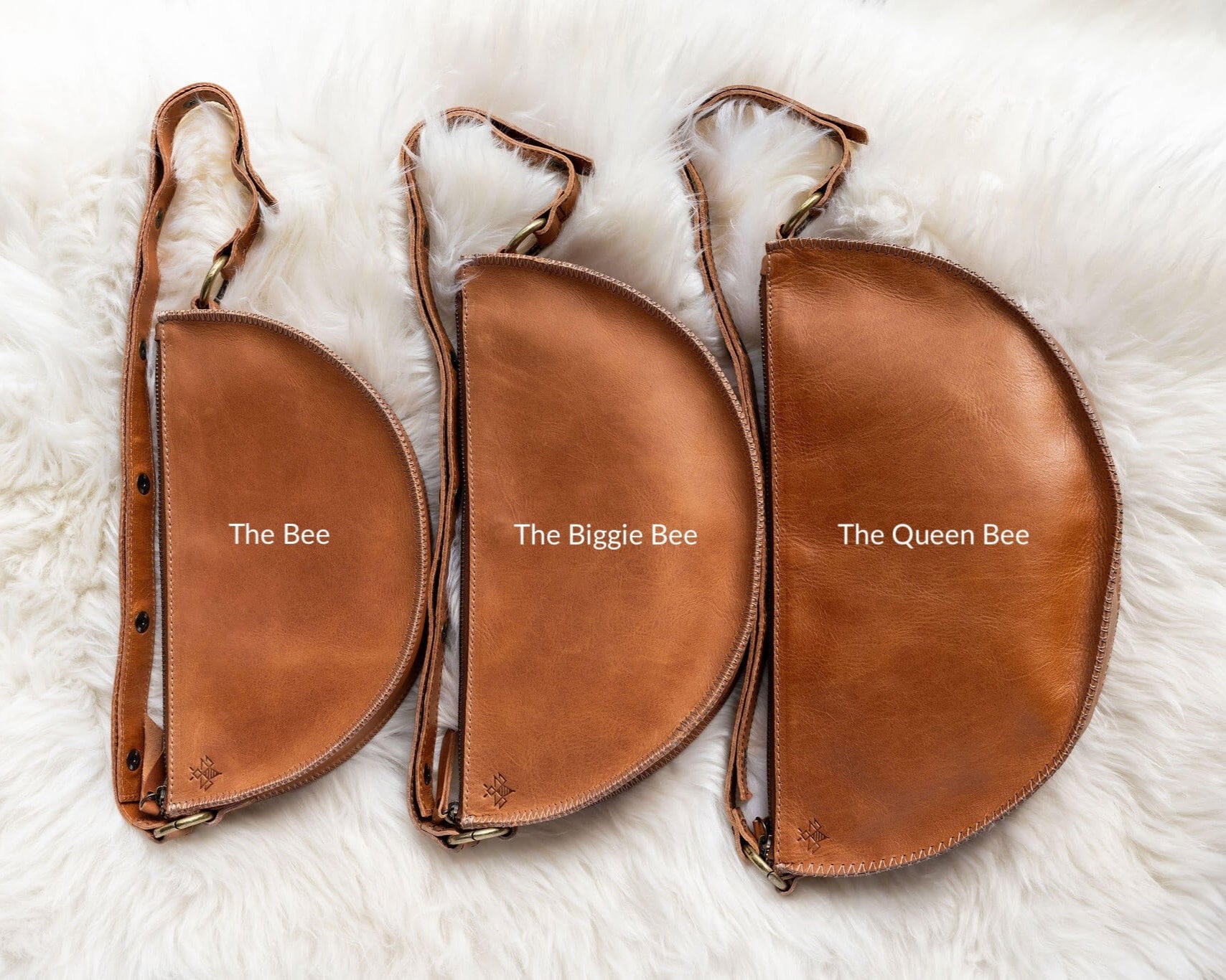 Honey leather crossbody bag, size comparison