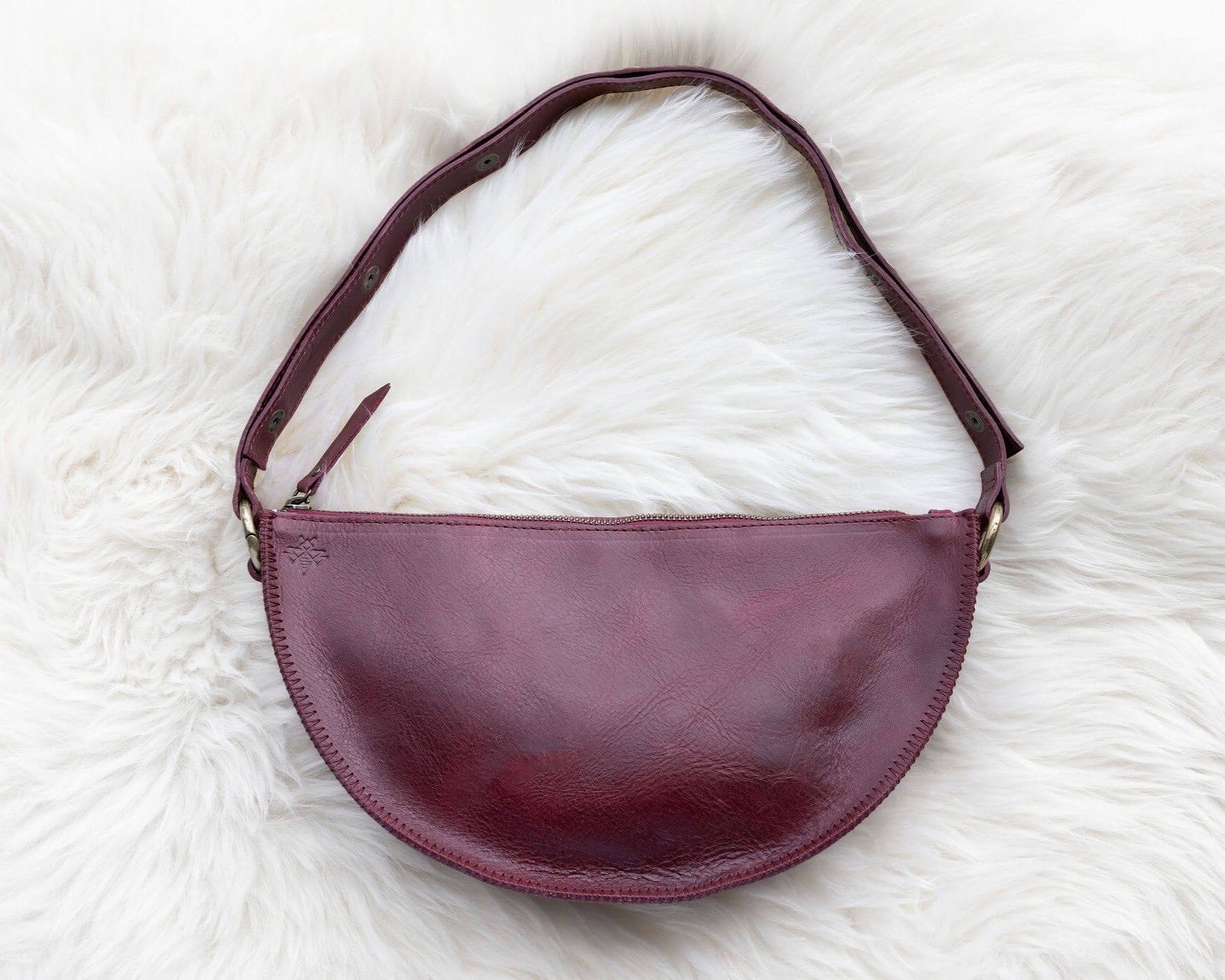 Medium cherry red leather pouch, Crossbody bag