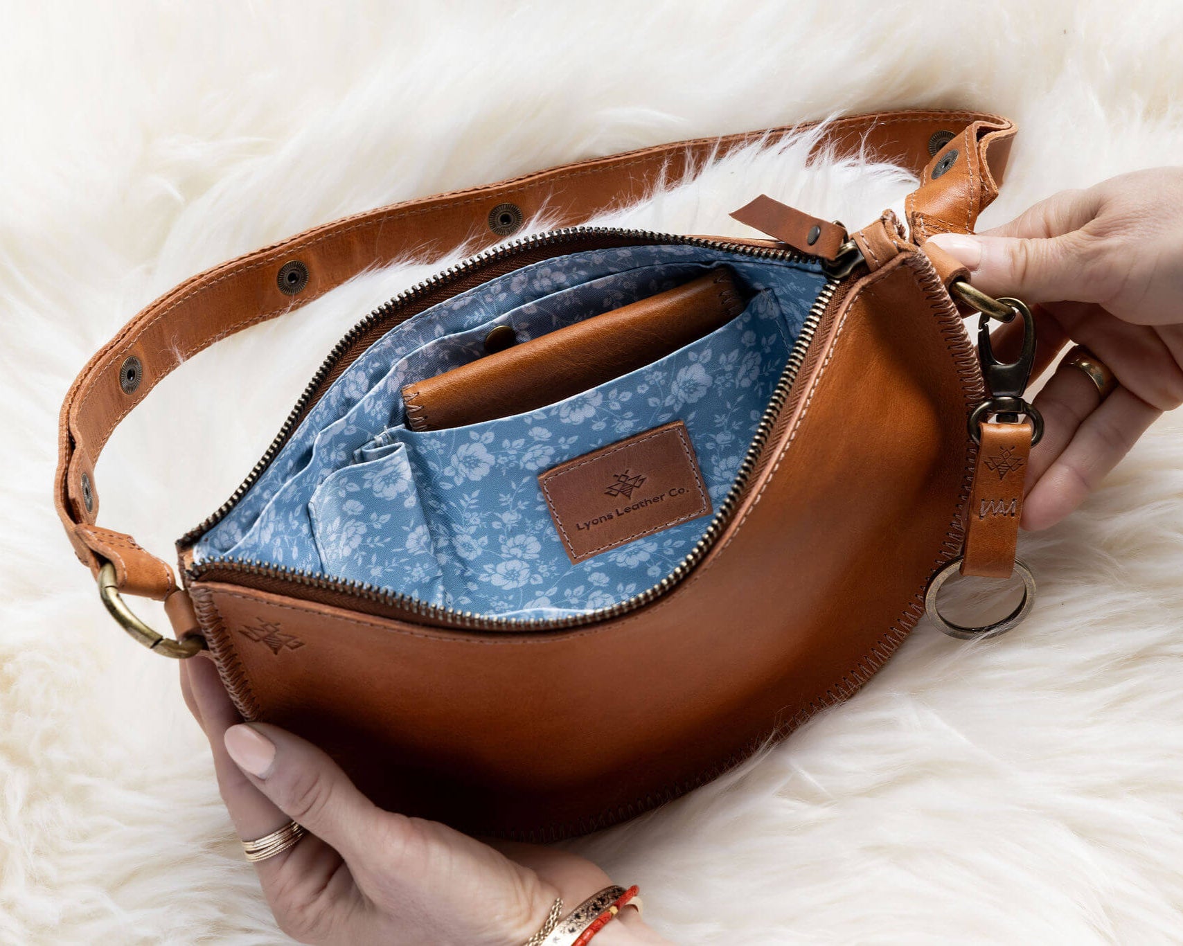 Small light brown leather honey wallet