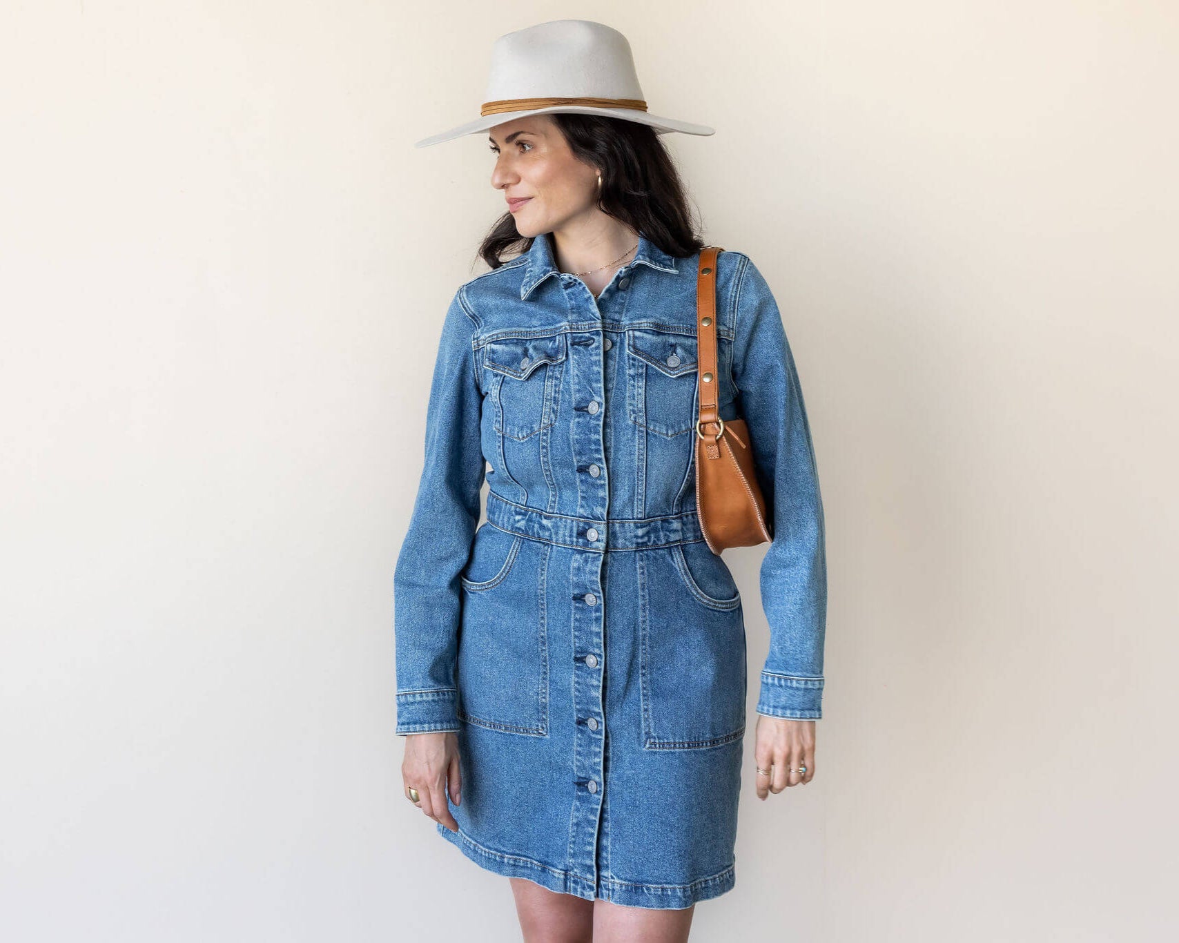 Medium honey leather shoulder bag