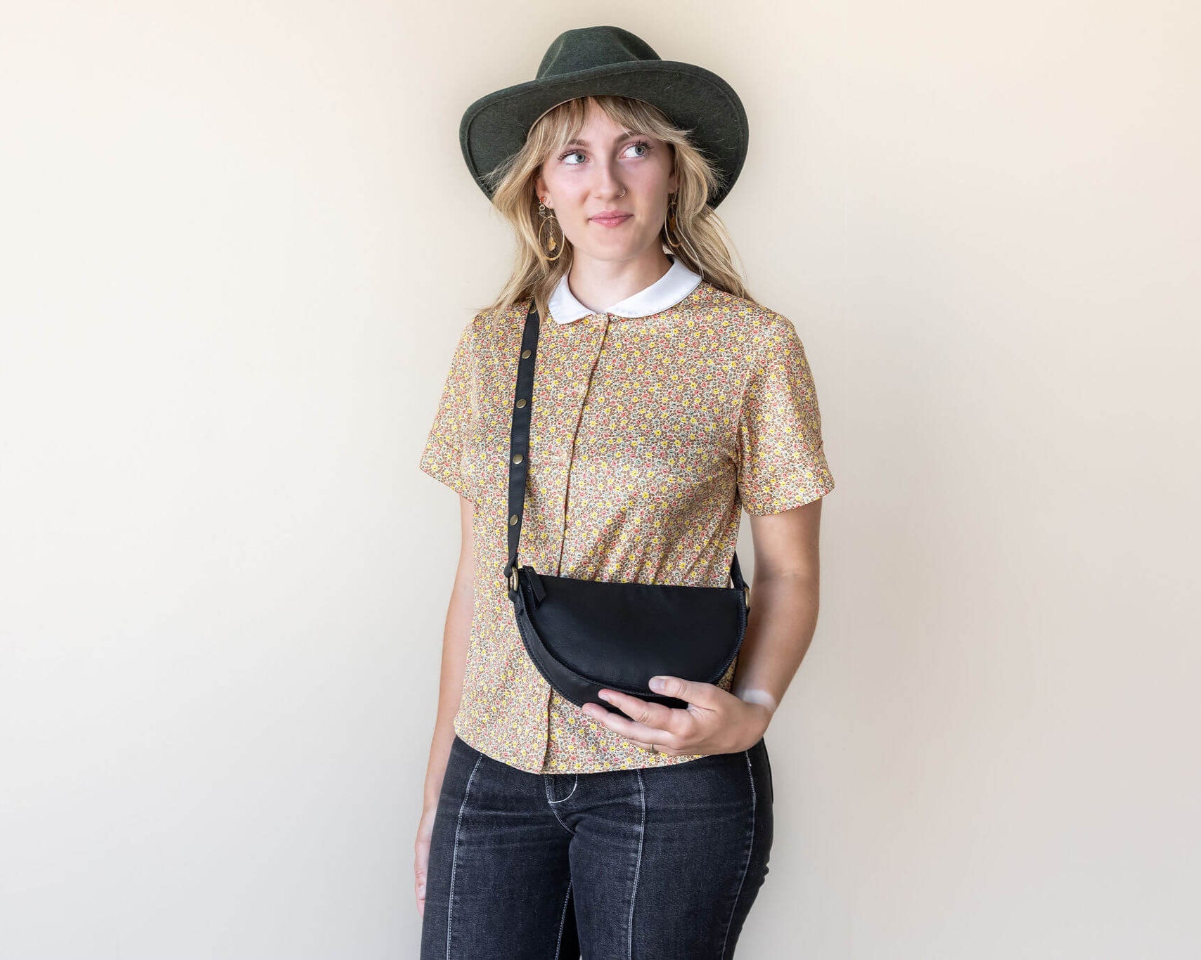 Small black leather pouch, sling bag
