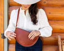 Medium cognac leather bag, crossbody bag