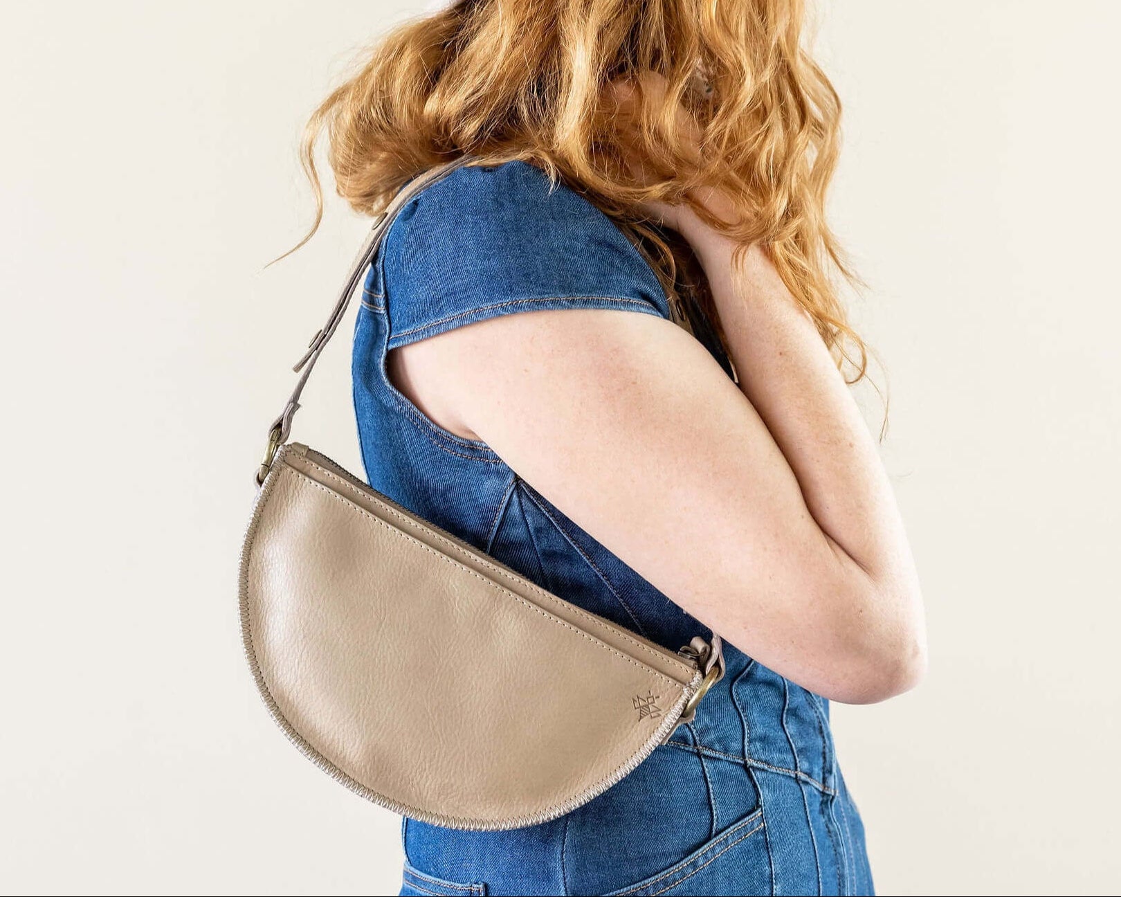 Small tan leather bag, Shoulder bag