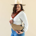 Medium tan leather bag, Shoulder bag