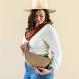 Medium tan leather bag, Shoulder bag