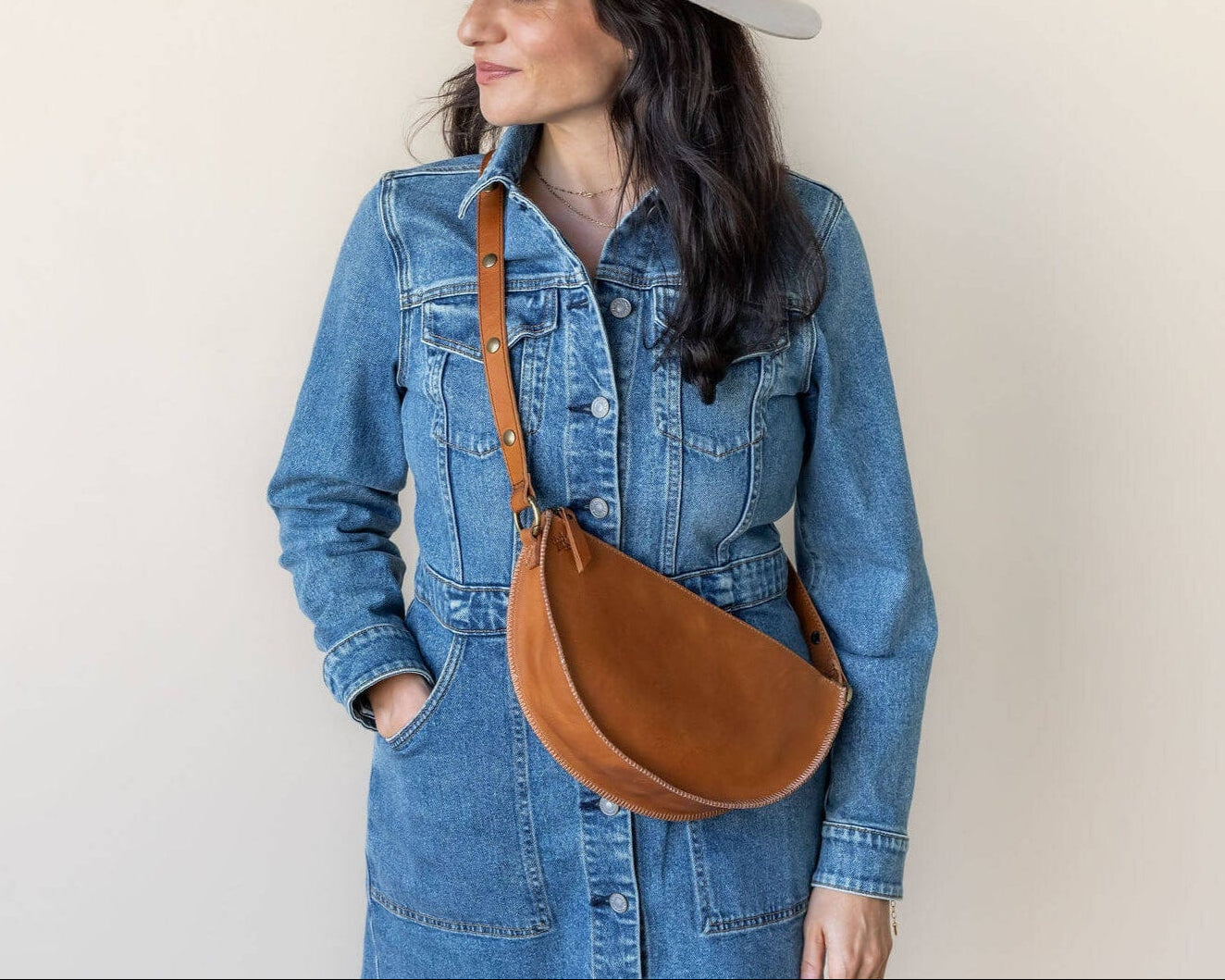 Medium honey leather crossbody bag