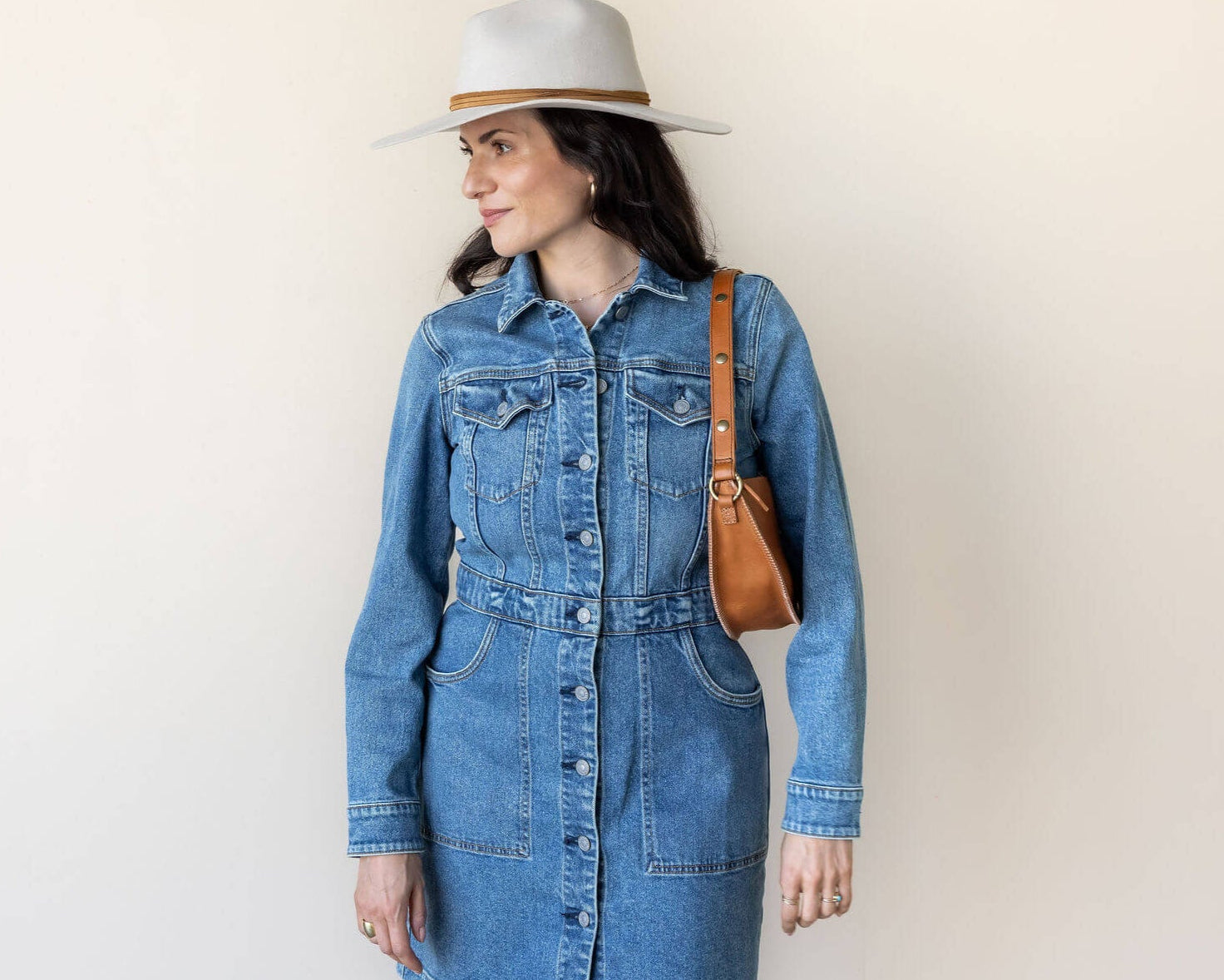 Medium honey leather shoulder bag