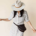 Large dark brown leather bag, fanny pack