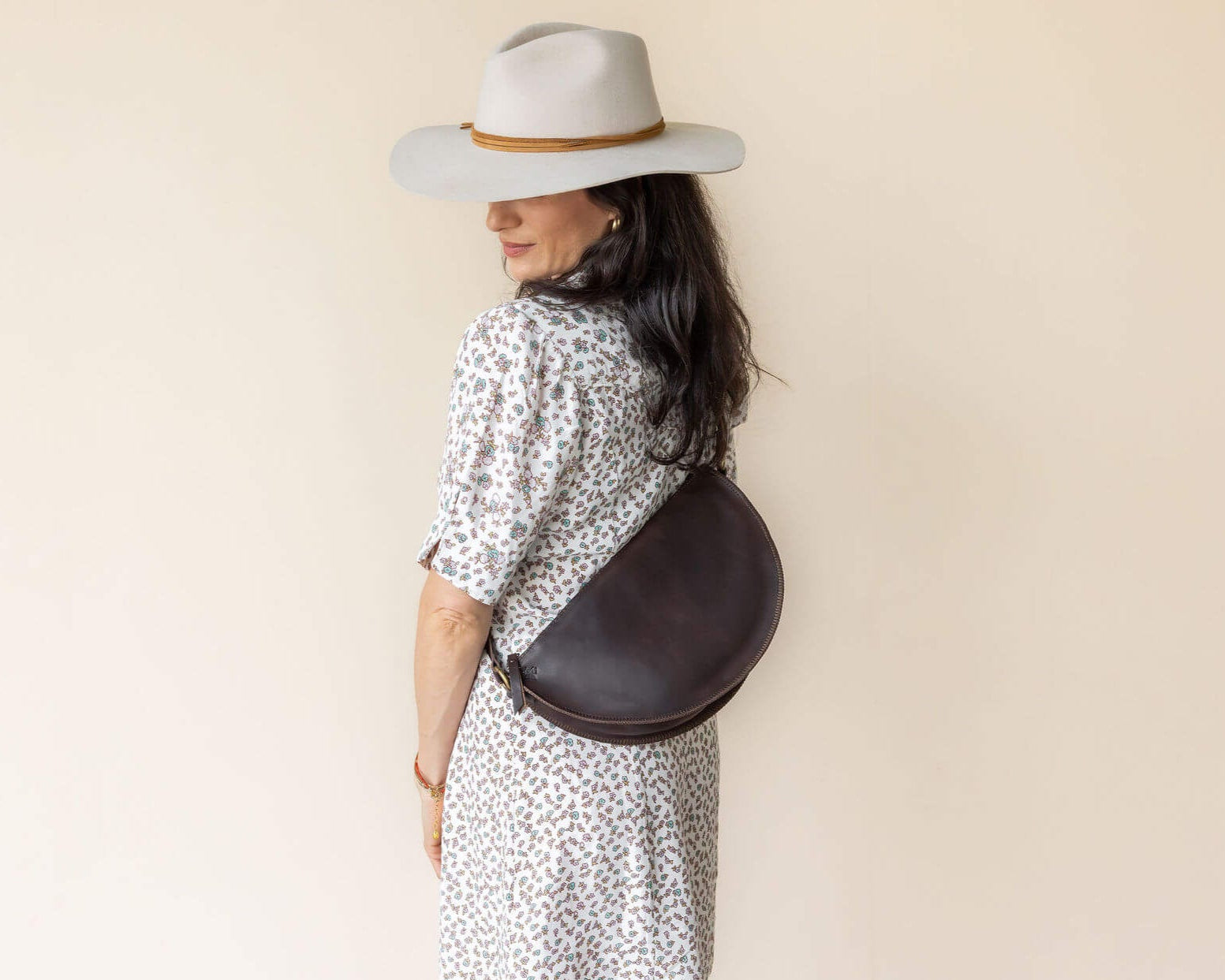 Large dark brown leather bag, crossbody bag