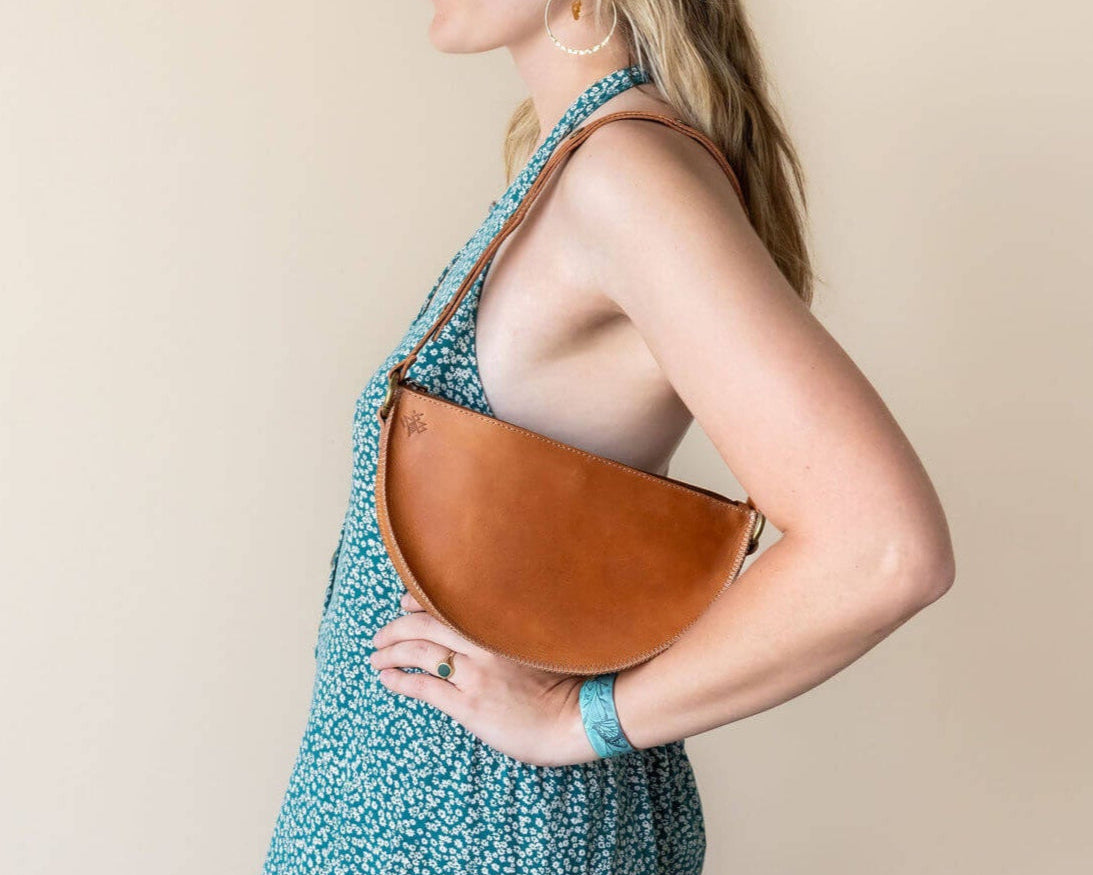 Small honey leather pouch, shoulder bag