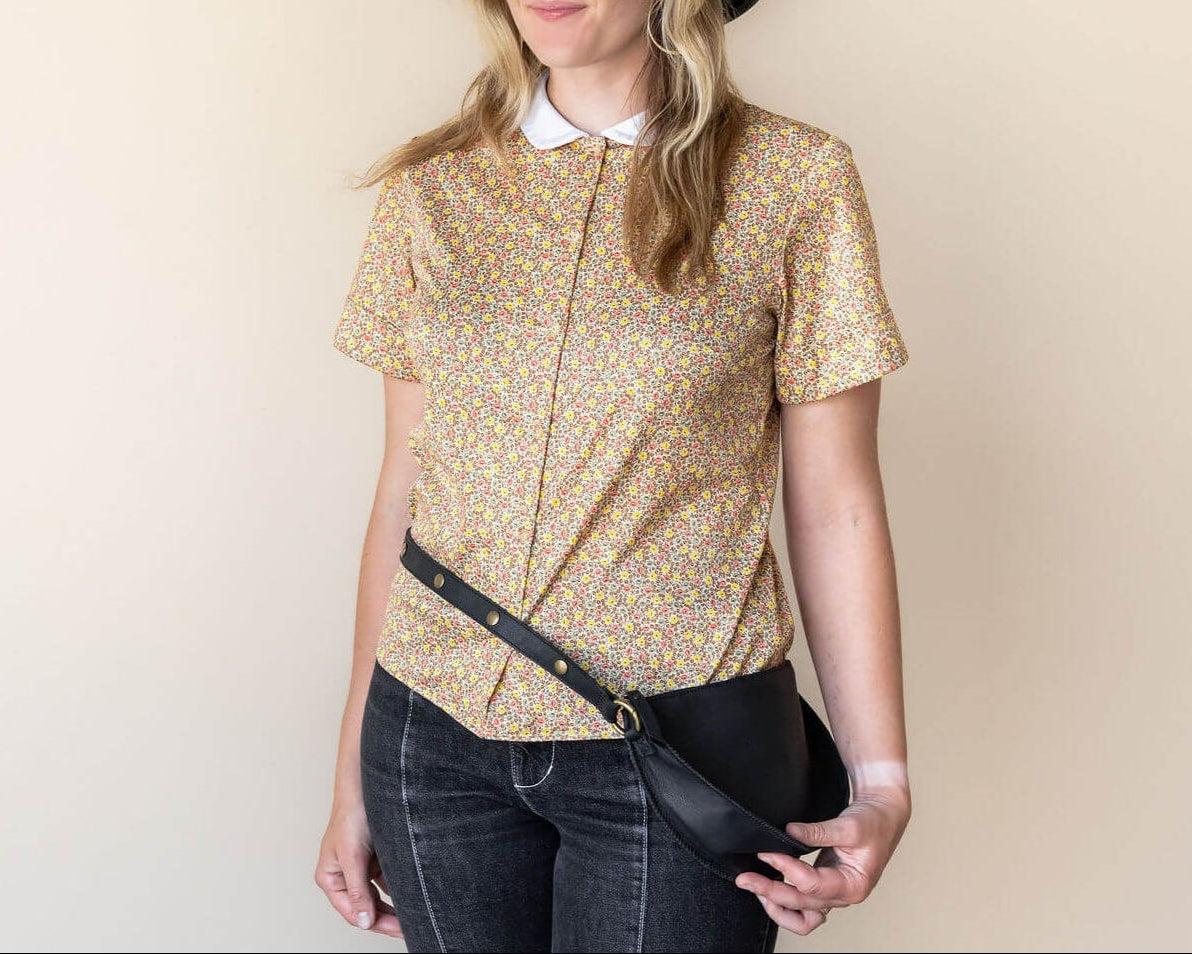 Medium black leather belt bag