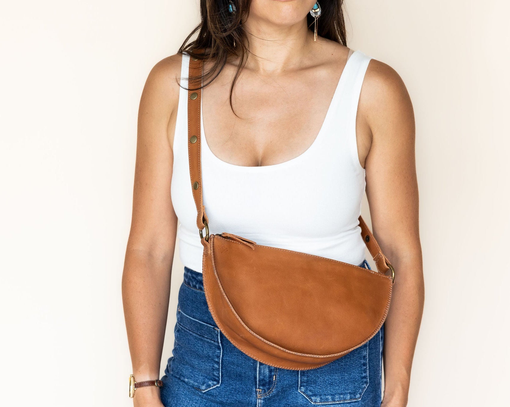 Honey biggie bee bag cross body