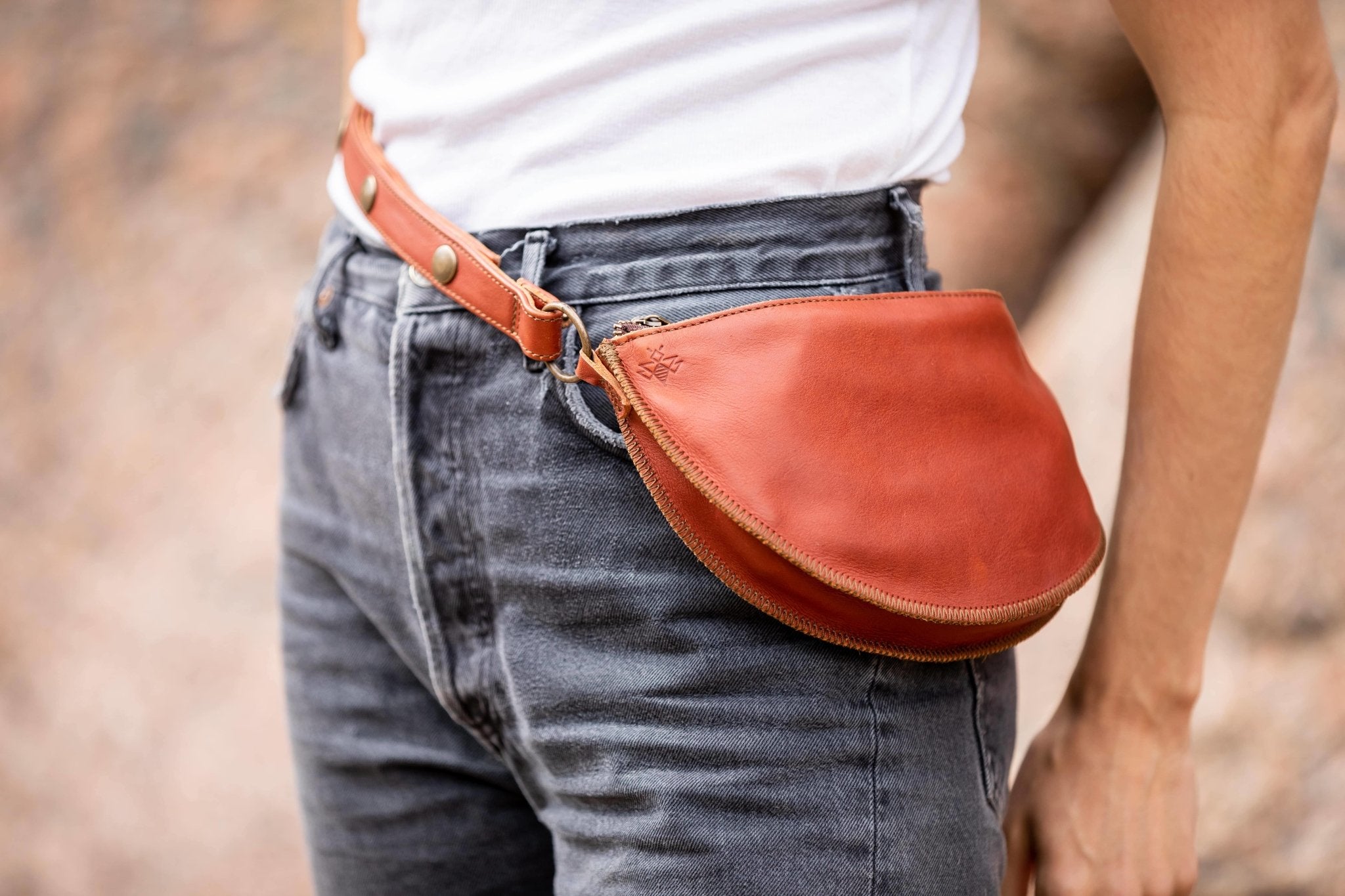Cognac Bee - Lyons Leather Co.