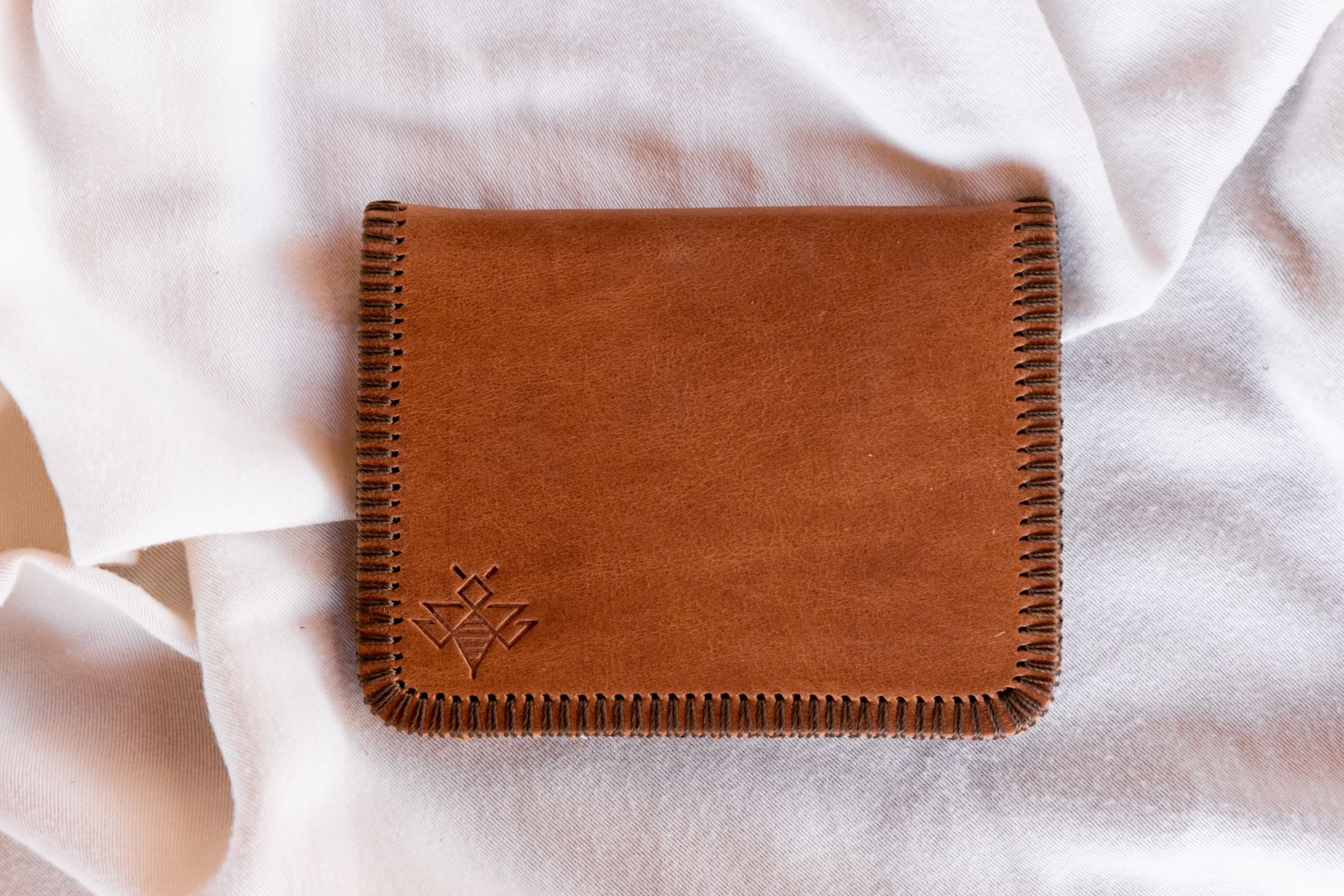 Honey Daily Wallet - Lyons Leather Co.